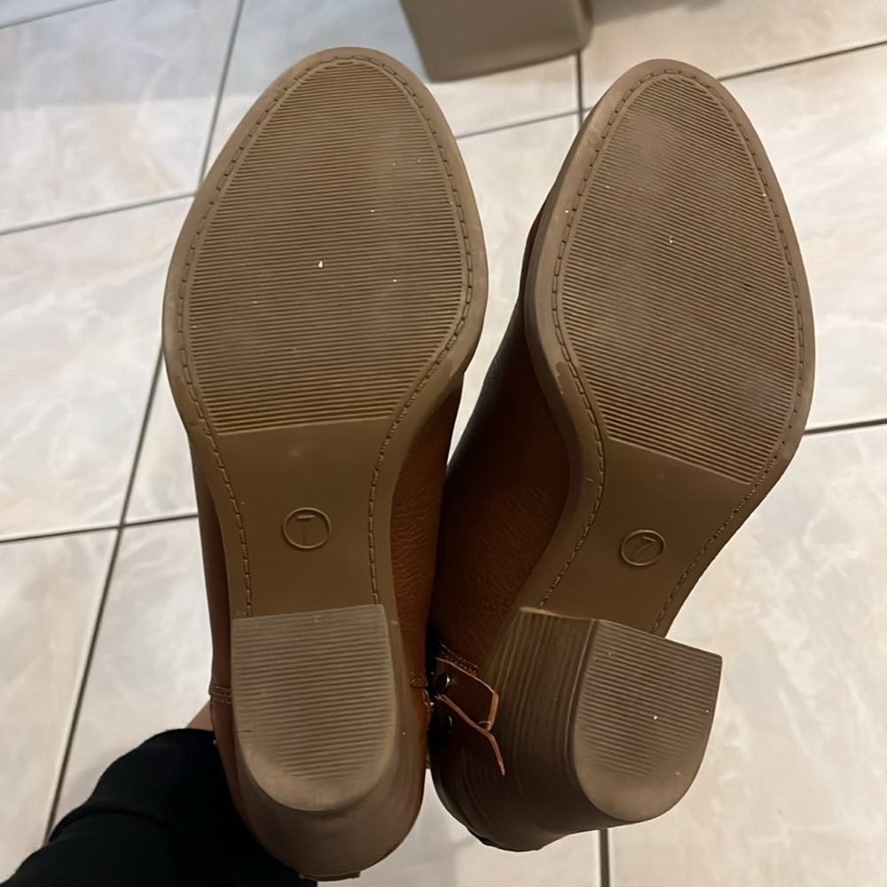 Universal Thread Ankle Boots - image 6